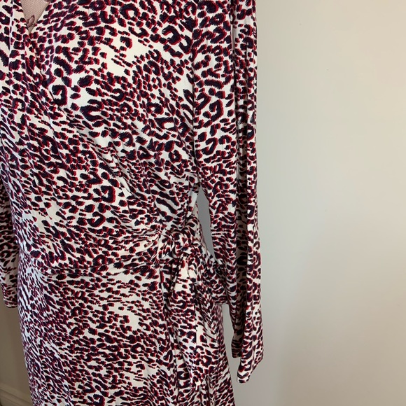 Tommy Hilfiger leopard print wrap dress. - Picture 4 of 6